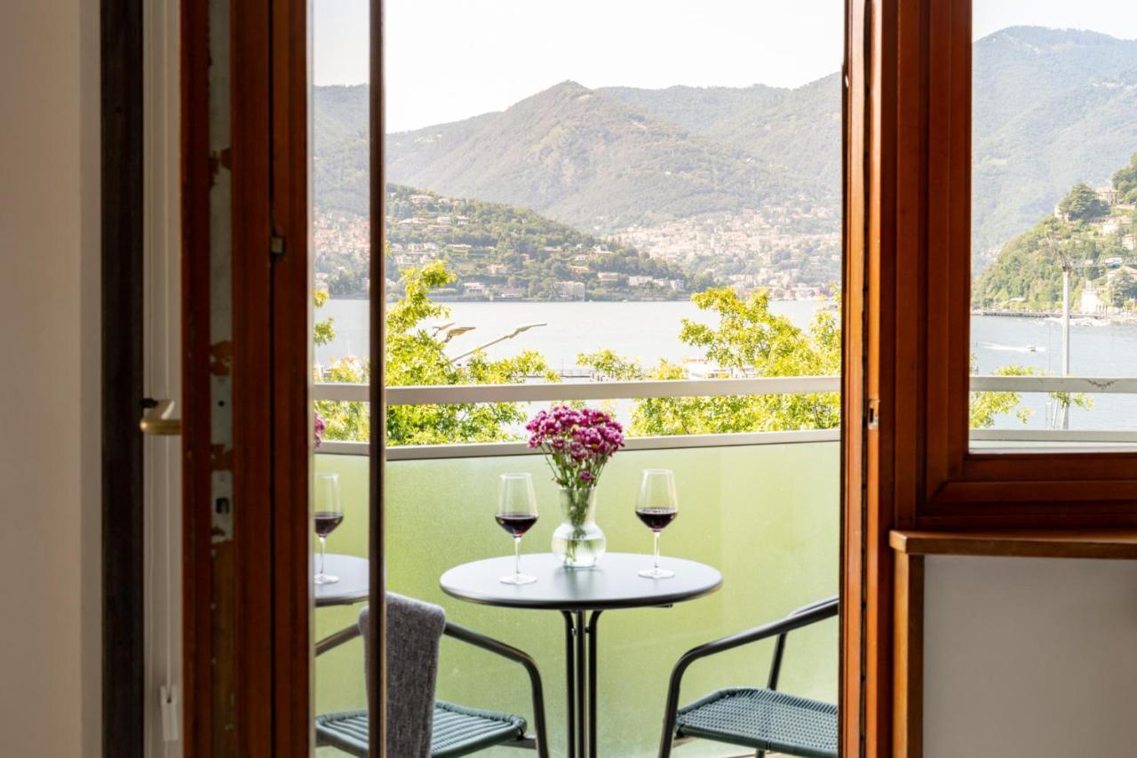 Piazza Cavour Lake View - BymyhomeinCôme Extérieur photo